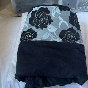 Woman’s Briefs in Black with roses print.